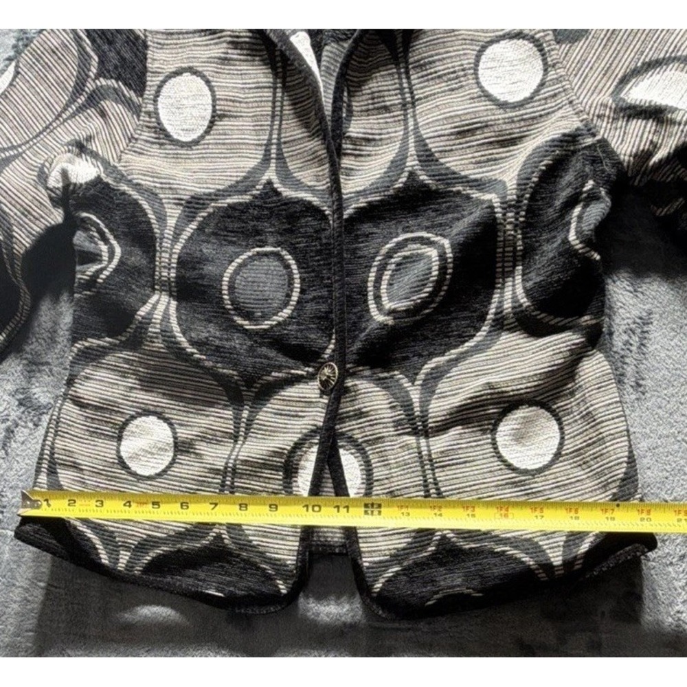 Khangura 90's Womens Tapestry Jacket Black, Gray, White Geometric Design. Sz. L - Picture 9 of 10